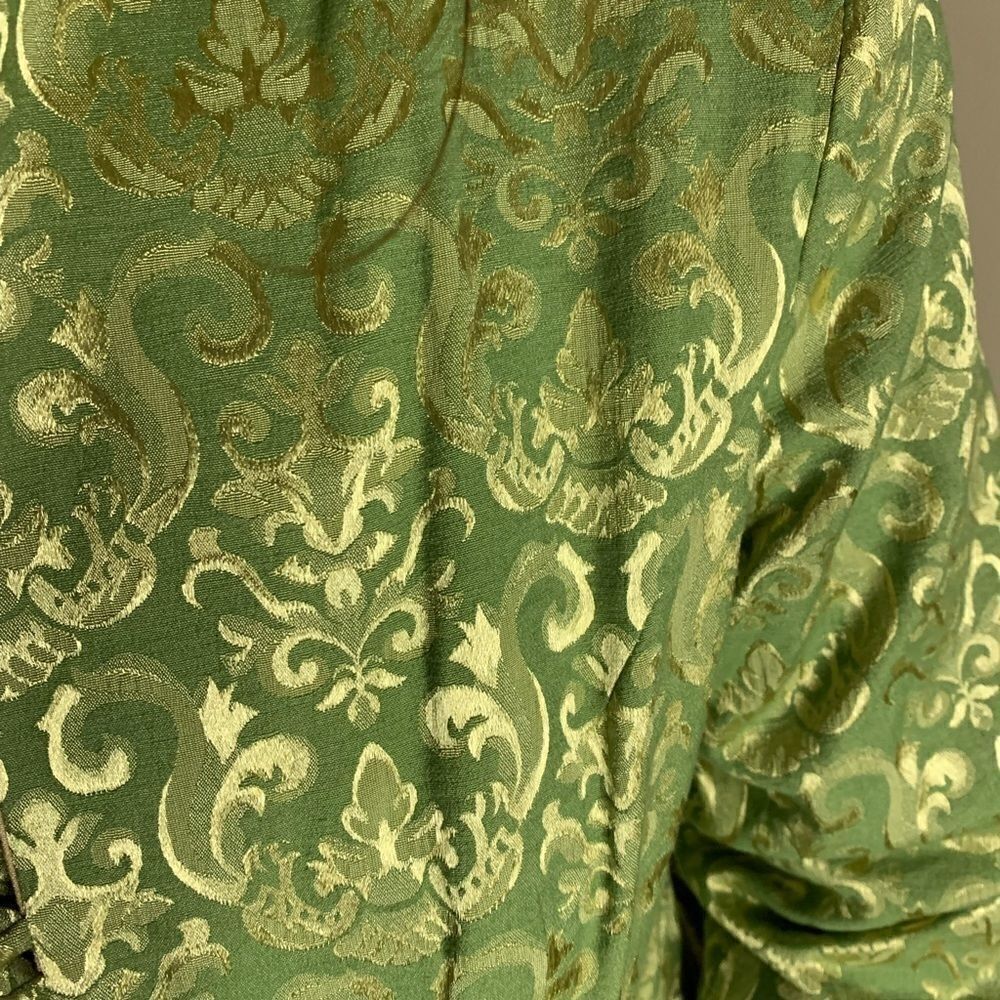 Vintage-Style Green & Gold Brocade Mandarin Jacket | Disney | Small | China - Picture 11 of 11